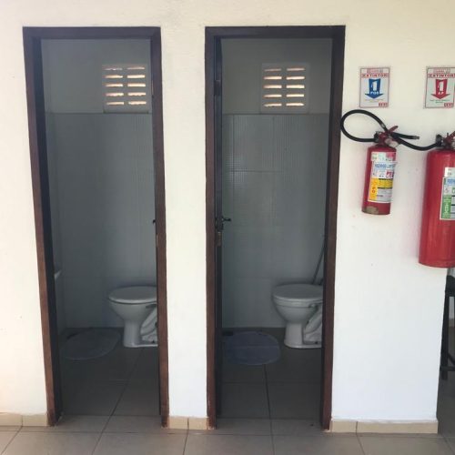 Banheiro churrasqueira