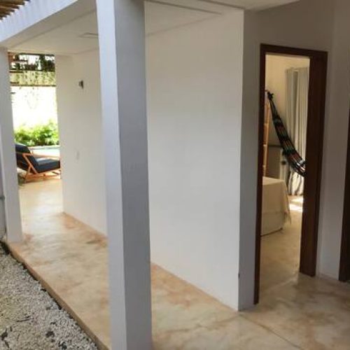 Hall Entrada